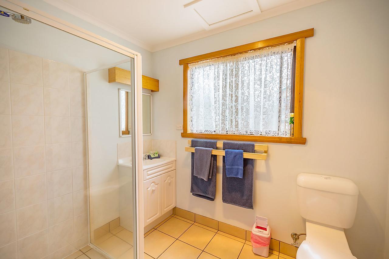 סט הלנס Queechy Motel מראה חיצוני תמונה