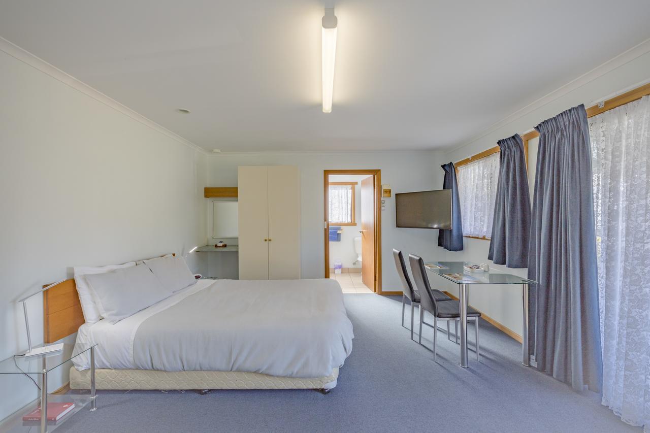 סט הלנס Queechy Motel מראה חיצוני תמונה